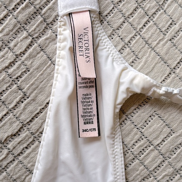 Victoria’s Secret T-shirt Push-Up Full Coverage Bra - Picture 4 of 5